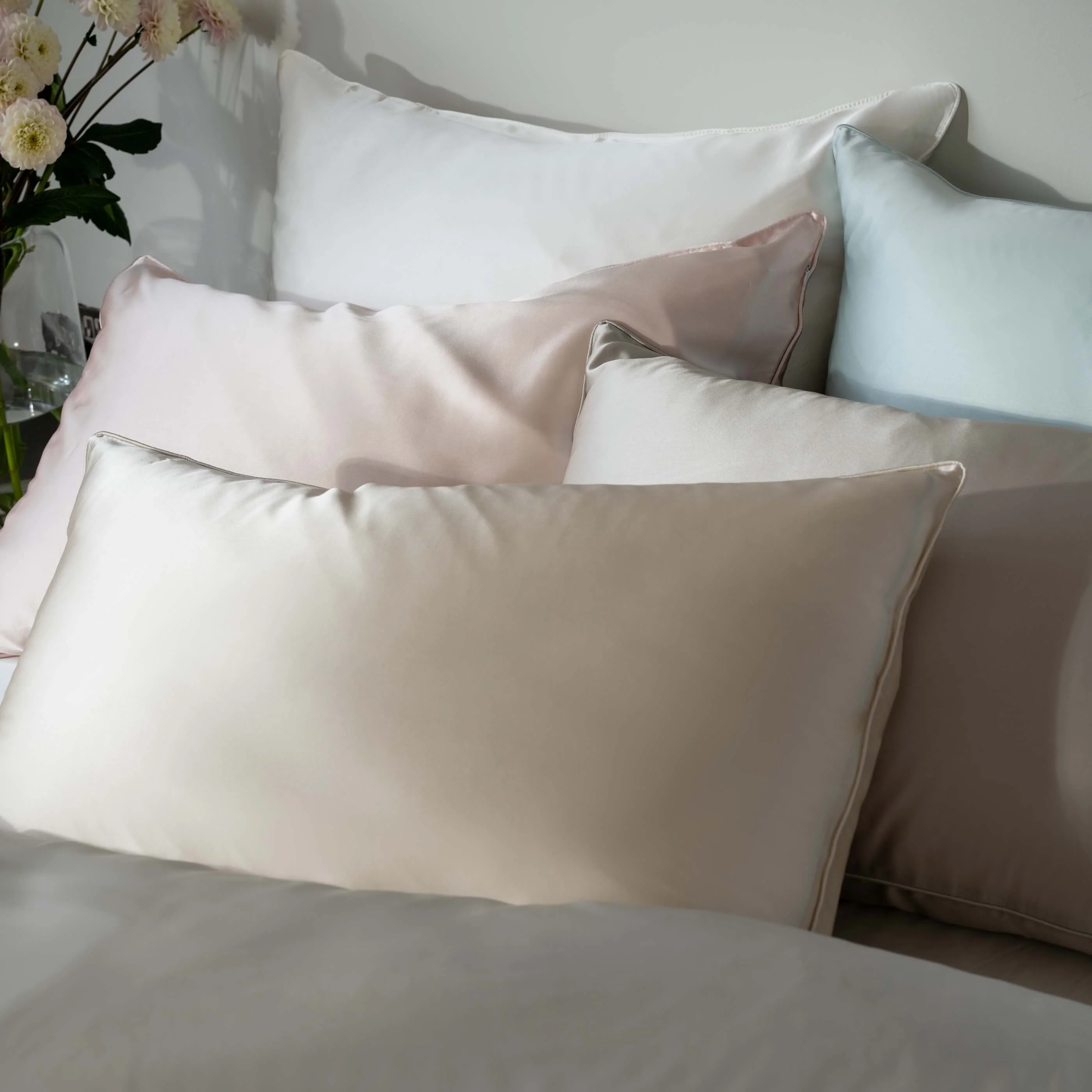 Antique Silver Pure Mulberry Silk Bedding & Bed Sheets - Image 9
