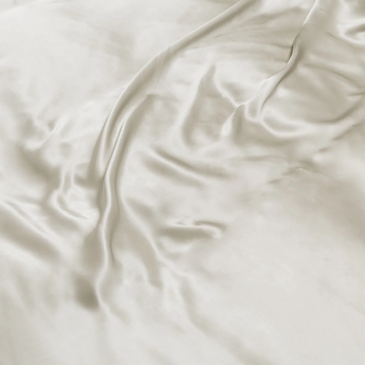 Ivory Mulberry Silk 30cm Standard Fitted Sheets - Image 3