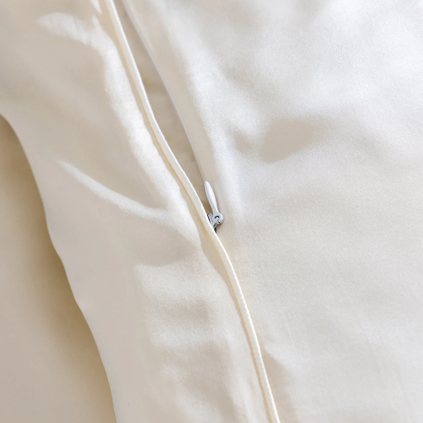 Ivory Pure Mulberry Silk Bedding & Bed Sheets - Image 7