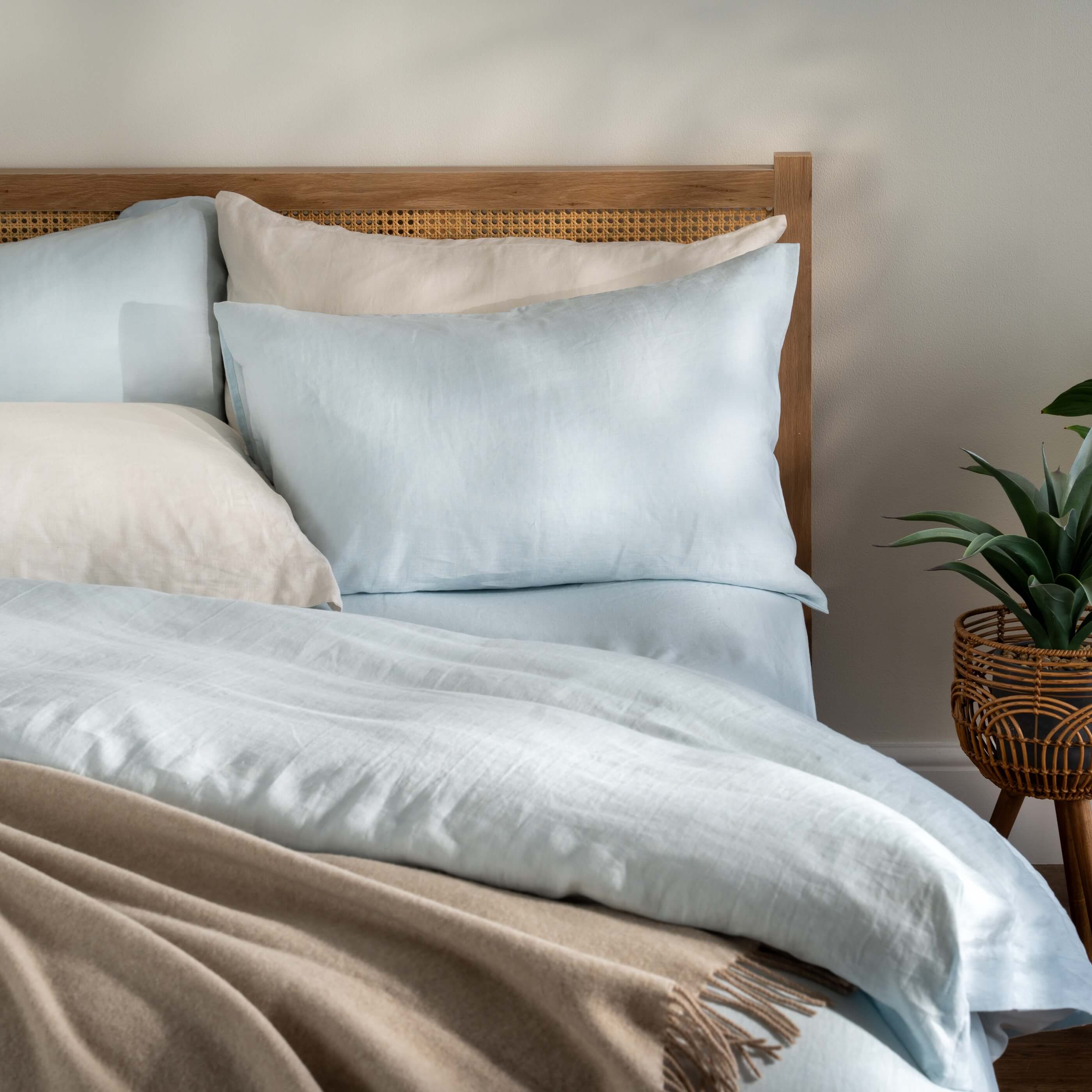 Mineral Blue French Linen 40cm Deep Fitted Sheets - Image 4