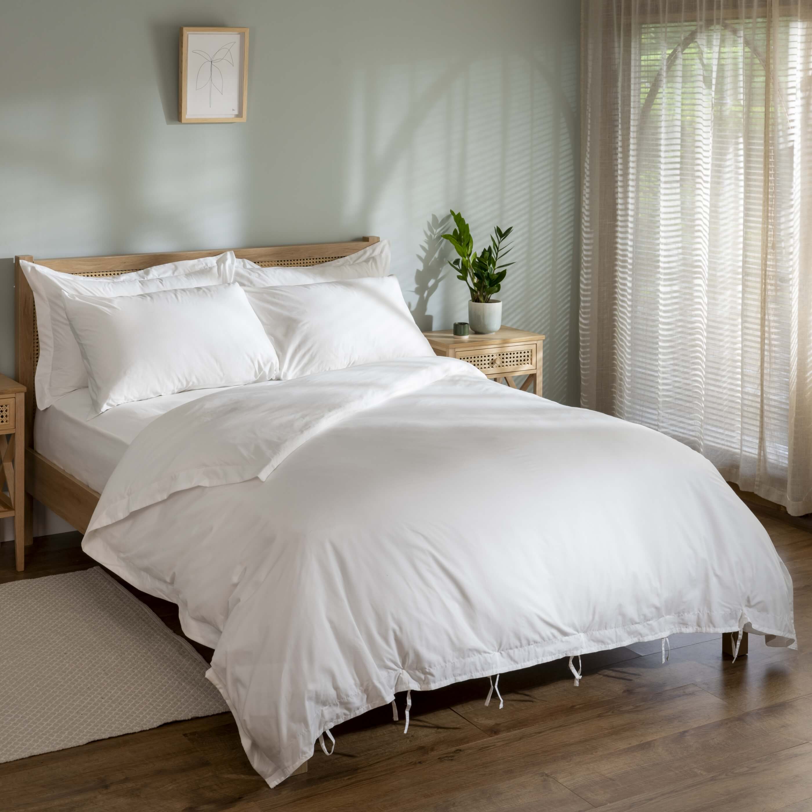 White 200 Thread Count Organic Cotton Bedding And Sheet - Image 3